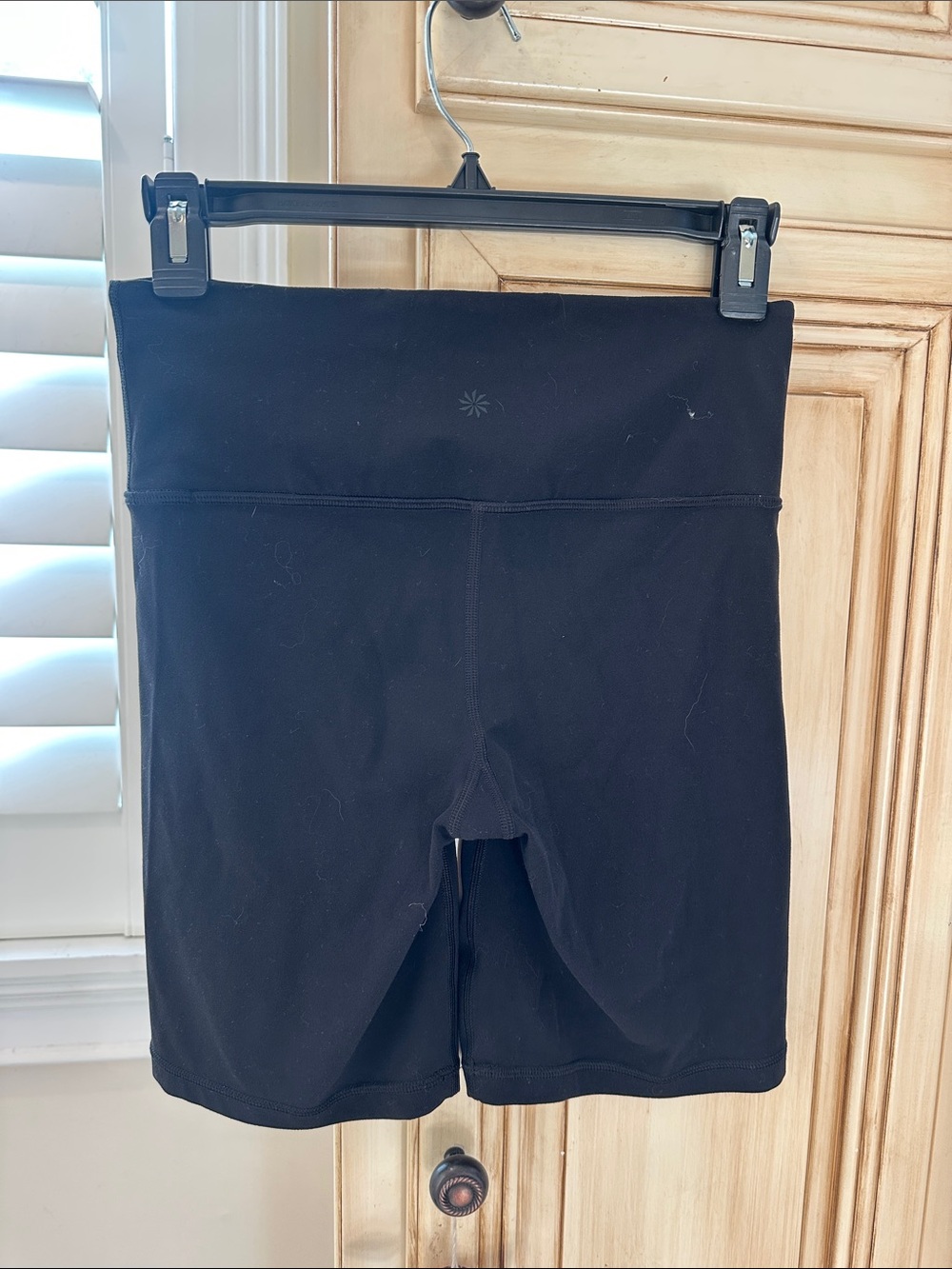 Athleta Elation 8 Inch Short - Picture 2 of 3